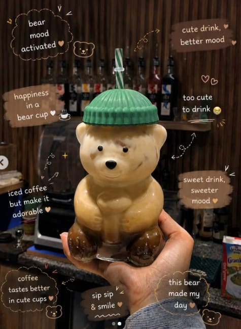 Cute Bear Tumbler with Green Lid & Reusable Straw – Clear Drinking Cup for Coffee, Milk, Juice & Cold Beverages