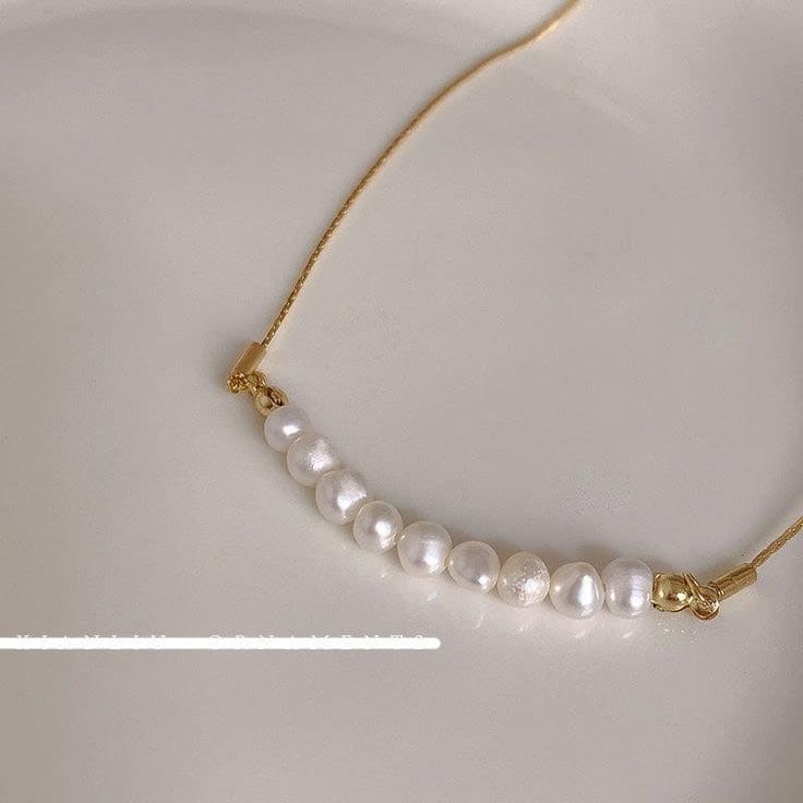 Dainty Pearl Necklace