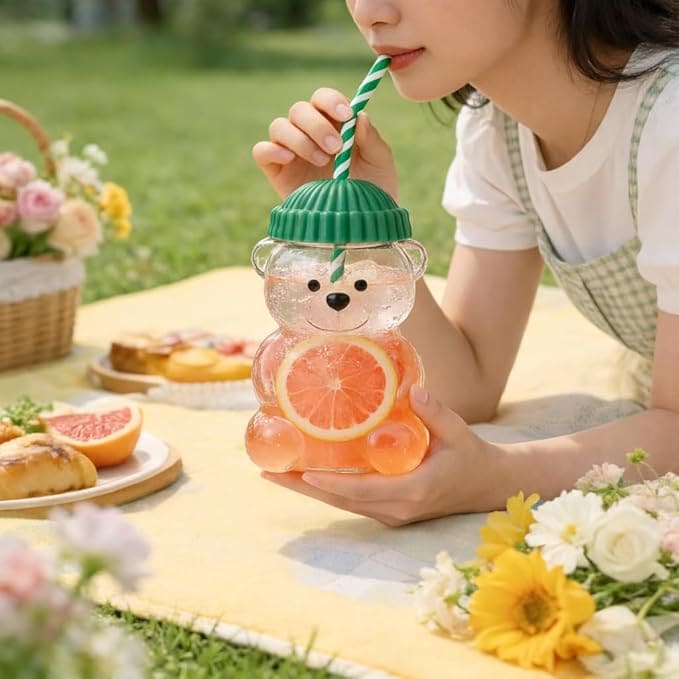 Cute Bear Tumbler with Green Lid & Reusable Straw – Clear Drinking Cup for Coffee, Milk, Juice & Cold Beverages