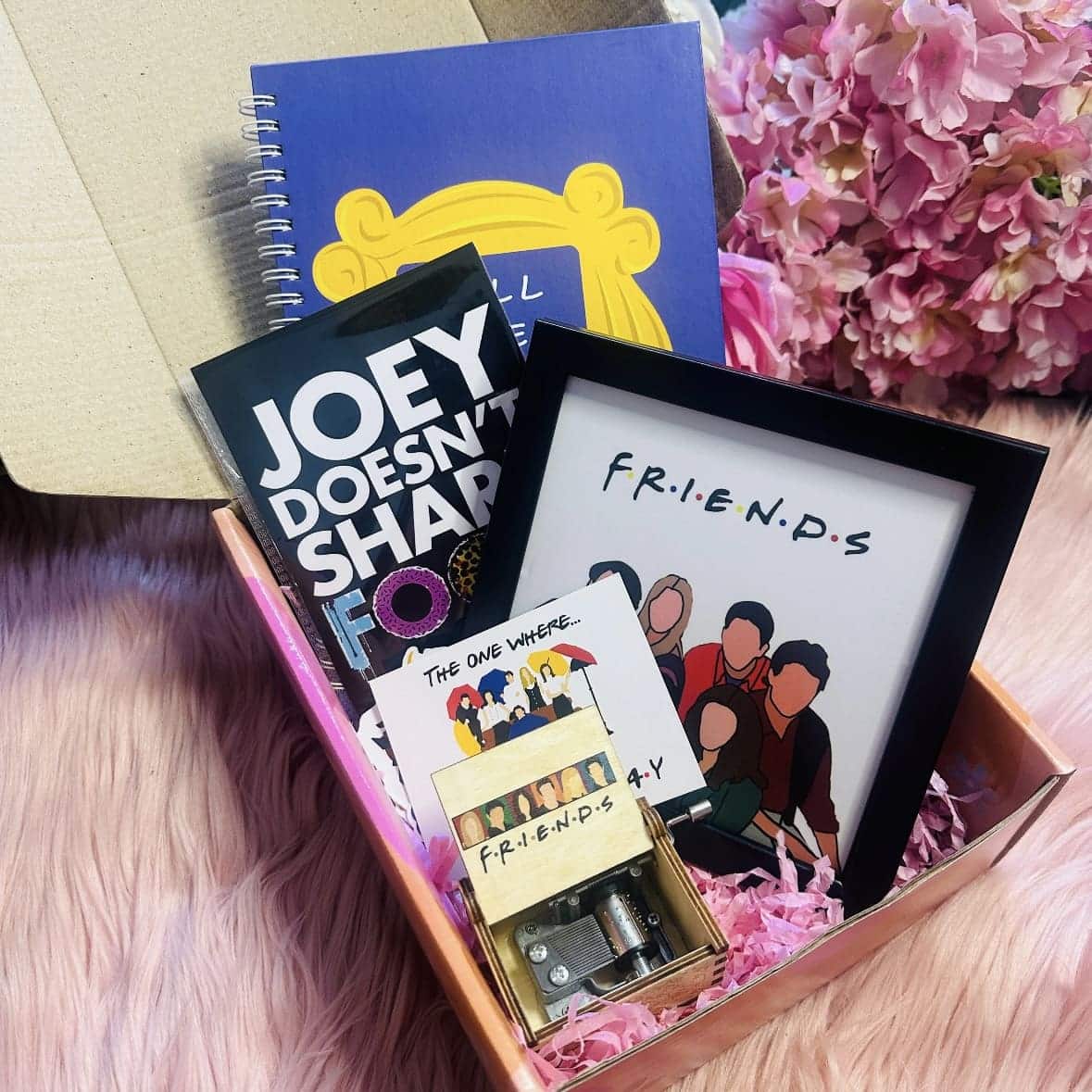 New F.R.I.E.N.D.S HAMPER