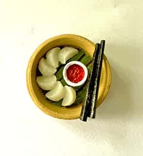 Momos Magnet