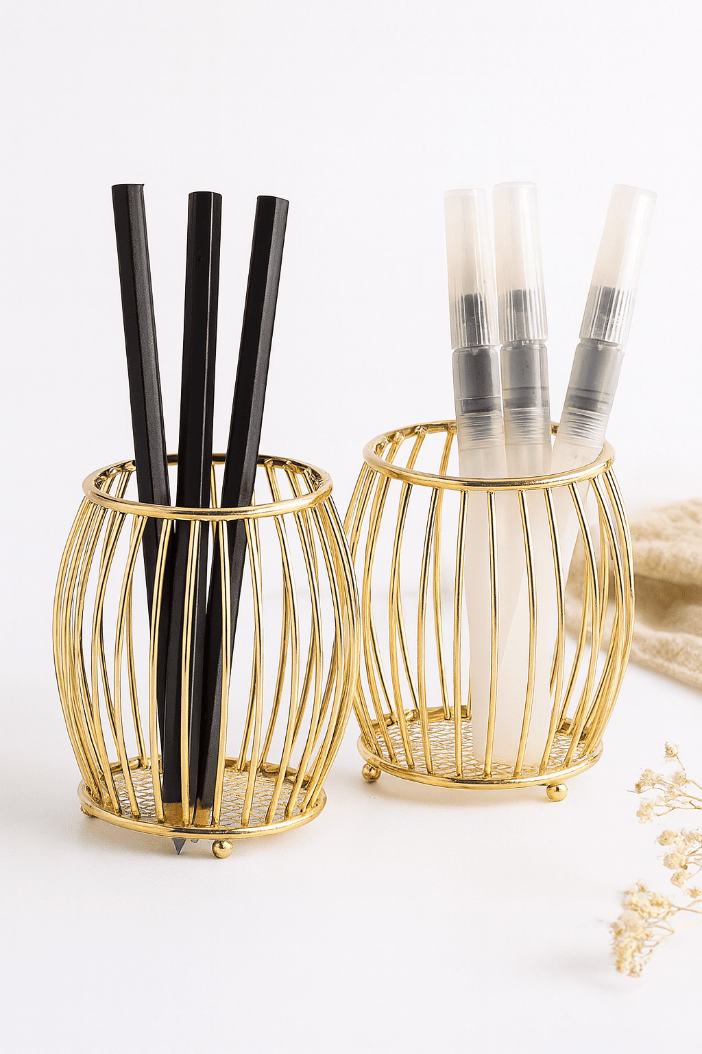 Premium Metallic Pen Stand – Available in Rose Gold & Gold | Aesthetic Desk Organizer