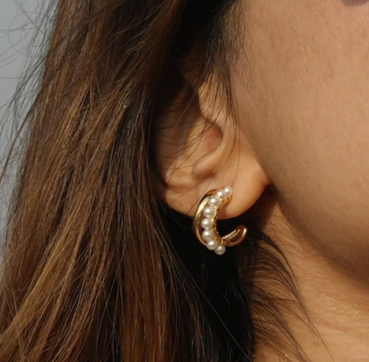 Korean Dainty Pearl Earrings