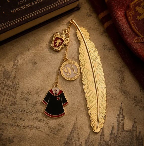 Harry Potter House Feather Metal Bookmark with Platform 9¾ Charm ✨