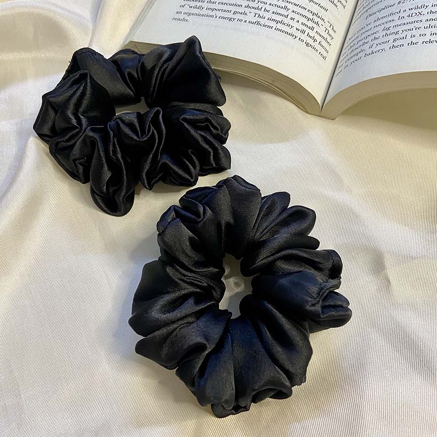 Essential Black Scrunchie