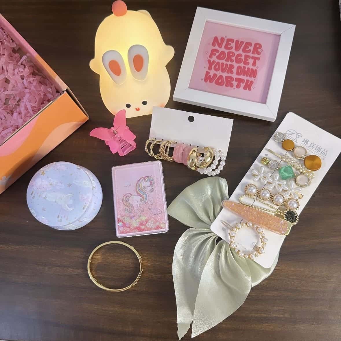 Cute Things Hamper