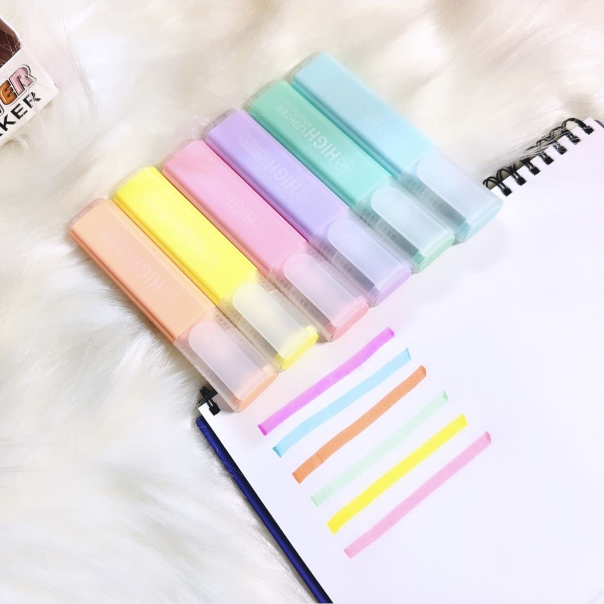 Pastel Highlighter Markers