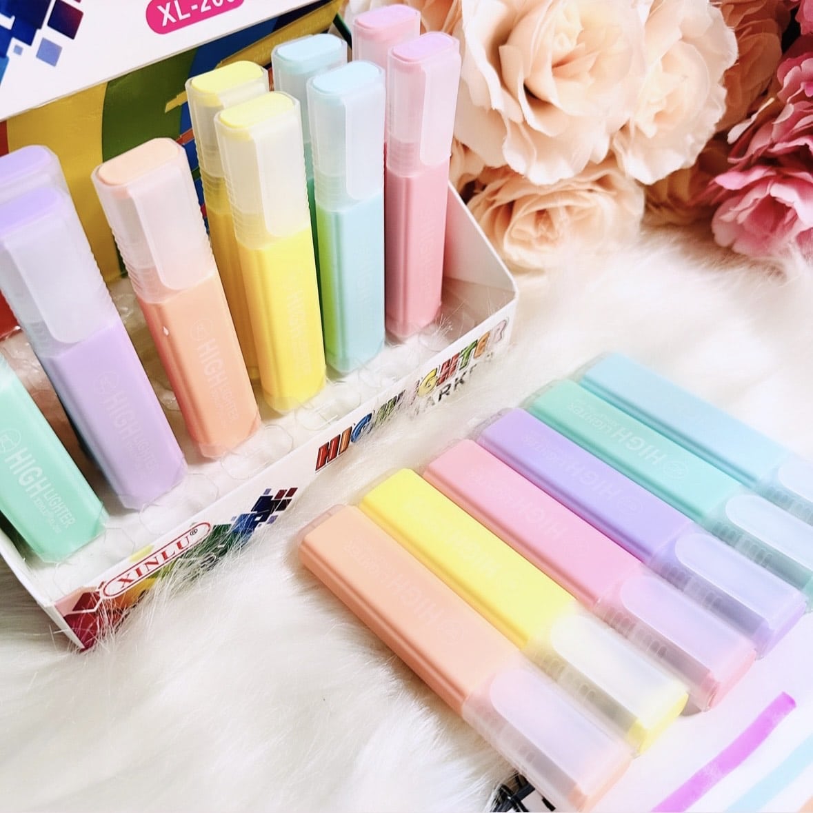 Pastel Highlighter Markers